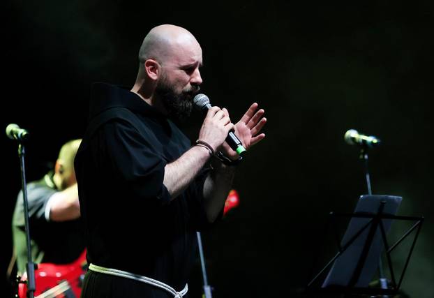 Split: Thompson nastupao na duhovno-humanitarnom koncertu