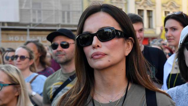 Zagreb: Severina dala podršku na prosvjedu "Dosta!" u znak solidarnosti za prekid trudnoće