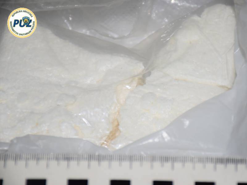 Uhićeni diler kokaina i 'trave' ostaje mjesec dana u pritvoru