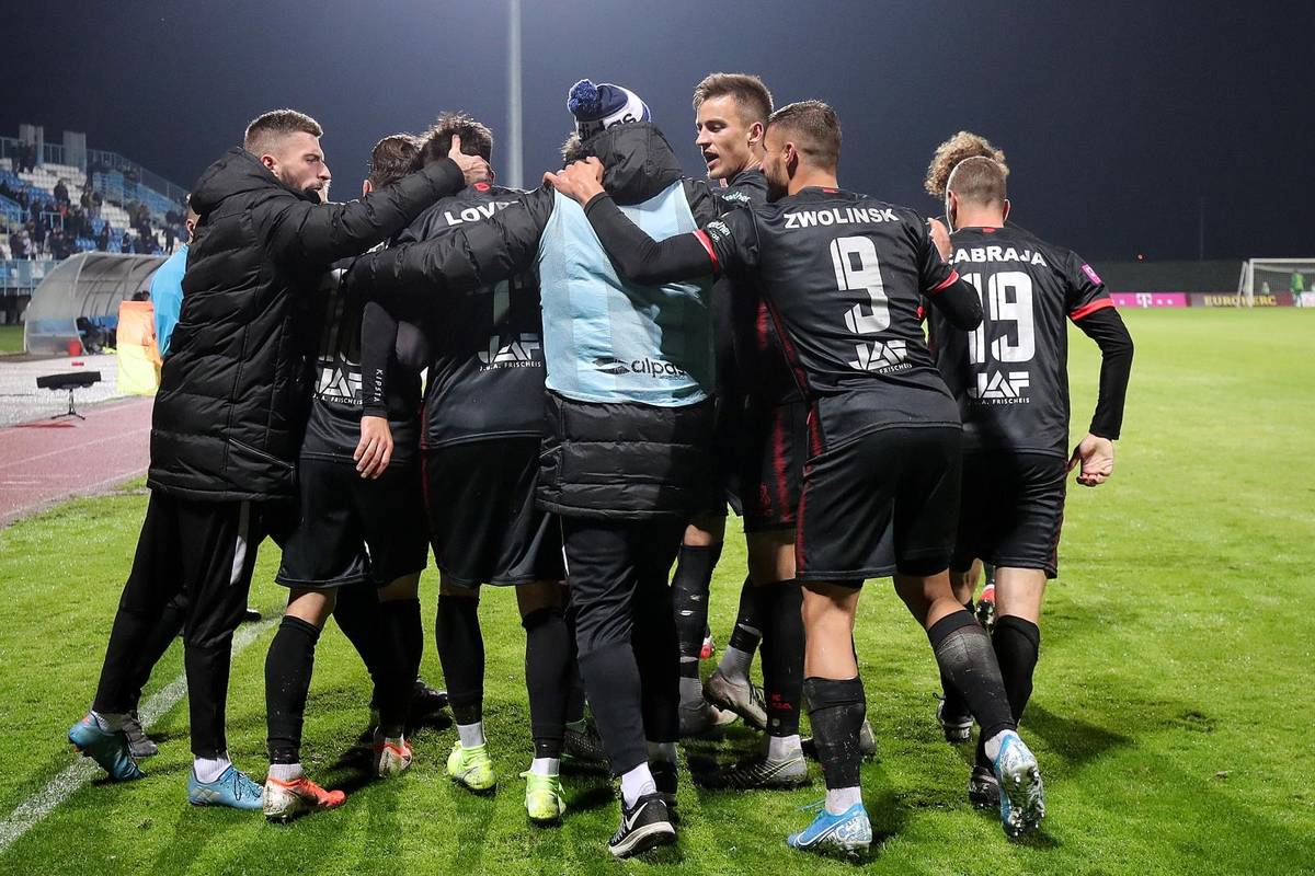 HNK Hrvatski Nogometni Klub Gorica 2-1 HNK Hajduk Split :: Videos 