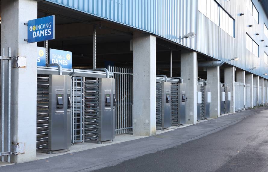 Obilazak Genkovog stadiona s Brankom Struparom