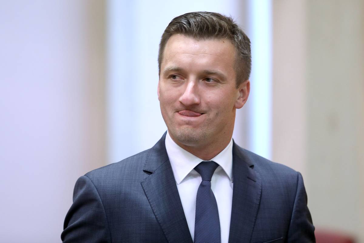 Tušek podnosi ostavku nakon afere koju su otkrila 24sata