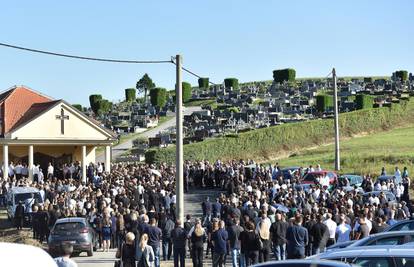 Pokopali majku i dijete: Otac je još u komi, životno je ugrožen