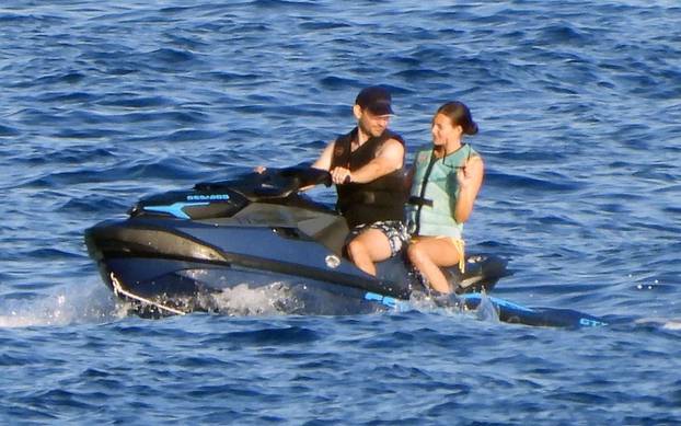 *PREMIUM-EXCLUSIVE* MUST CALL FOR PRICING BEFORE USAGE  - Hollywood Actor Leonardo DiCaprio with his girlfriend Vittoria Ceretti and good friend Tobey Maguire take in the hot Italian sunshine as Tobey and Vittoria enjoy a thrill-seeking ride on their Jet