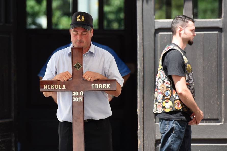 Varaždin u crnom: Prijatelji i obitelj oprostili se od Nikole...