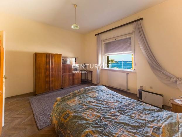 FOTO Ideš, kakav pogled! Stan u Zadru prvi red do mora prodaje se po pristupačnoj cijeni