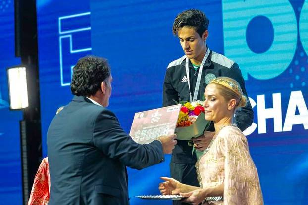 FOTO Olimpijska prvakinja koju su optužili da je muško ima novi imidž. Evo kako se mijenjala...