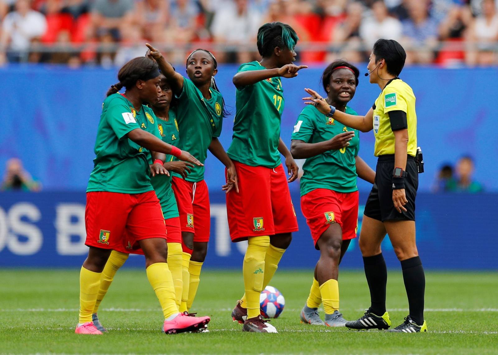 Women's World Cup - Round of 16 - England v Cameroon