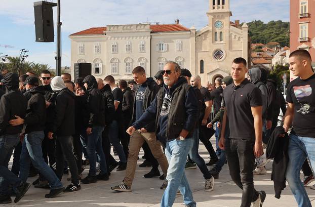 Split: Torcida na Rivi održala prosvjed