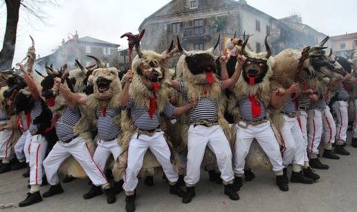Zvon&ccaron;ari u akciji: Kastav ponovo do&ccaron;ekao Halubajsku povorku