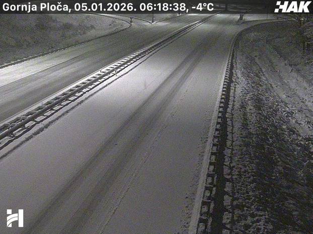 FOTO  Snijeg pada u Zagrebu, A1 zatvorili kod Sv. Roka zbog sudara. Ovako izgledaju ceste