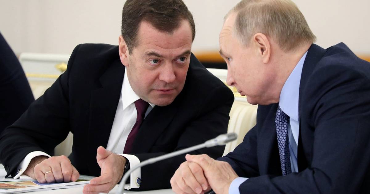 Medvedev: 'Zapad će pokušati razbiti Rusiju na slabije države'