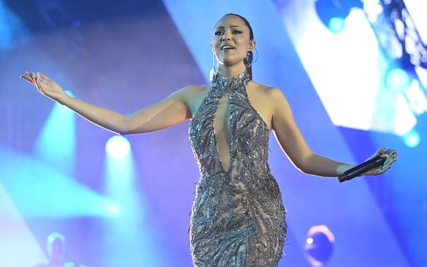 Sve modne kombinacije Aleksandre Prijović