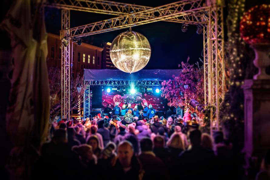 Znate li koji grad ima prvi adventski sajam bez plastike?