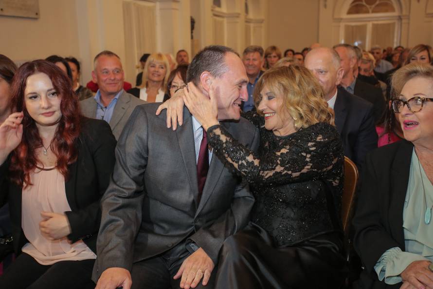 Zagreb: Premijera dokumentarnog filma "To sam ja" o pjevačici Terezi Kesoviji