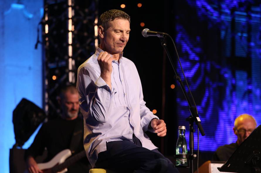 Massimo: 'Uoči koncerta samo tražim  poljubac svoje supruge'