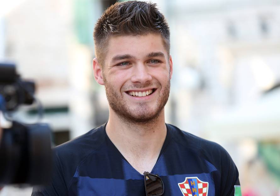 Duje došao na prijem u pratnji svoje vatrene djevojke Adriane