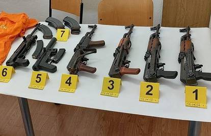 FOTO Pogledajte oružje koje je kod Hrvatice i Srbina pronašla imotska policija: Pravi arsenal!