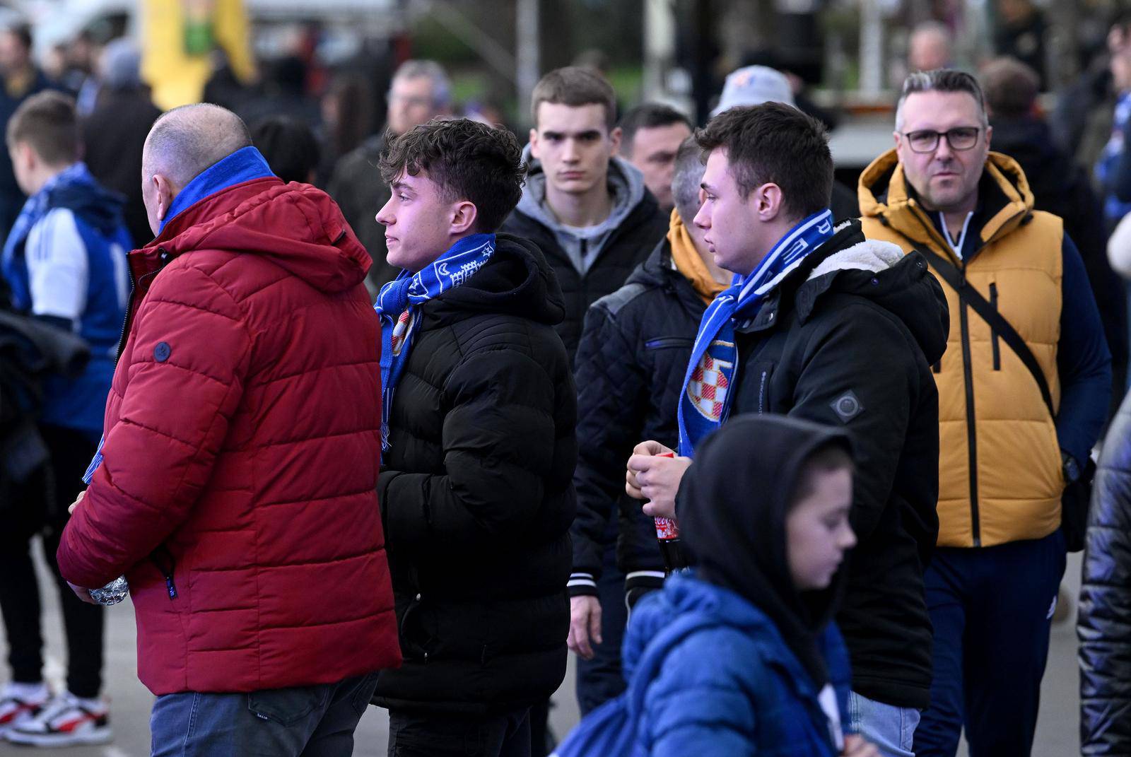 Zagreb: Navijači na Maksimiru u iščekivanja utakmice GNK Dinamo - Real Betis