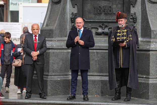 Obilježavanje Dana kravate u Hrvatskoj na Trgu bana Josipa Jela?i?a
