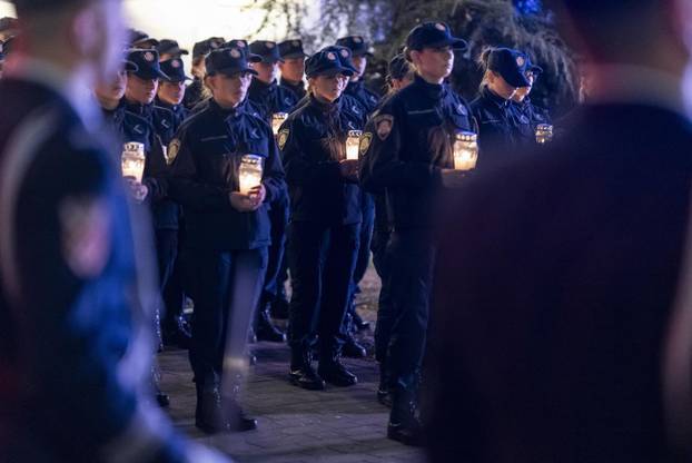 Vukovar: In memoriam za 97 policajaca poginulih i nestalih u Domovinskom ratu u obrani Vukovara