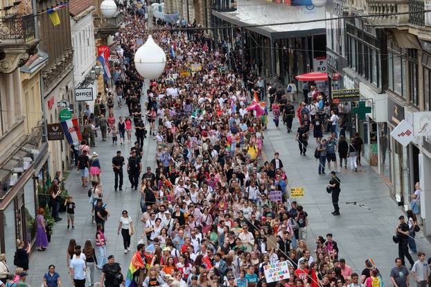 Zagreb: 25. Povorka ponosa LGBTIQ zajednice "Korak po korak, iskorak!"