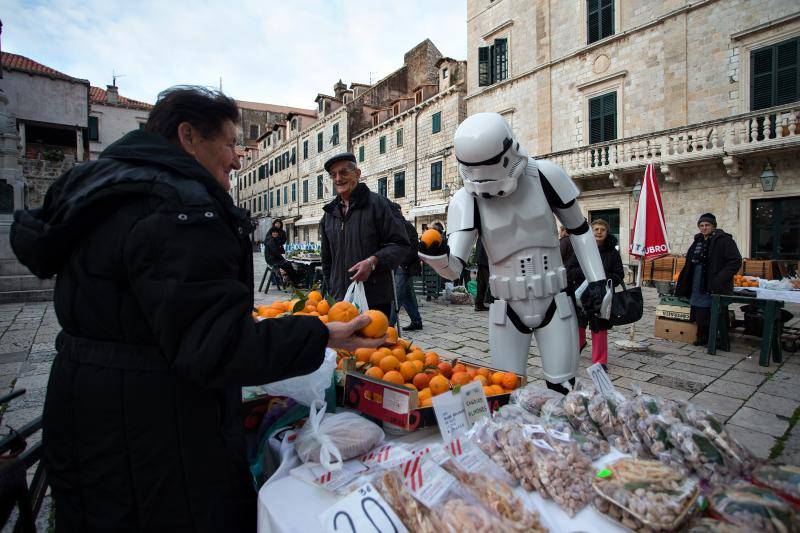 Darth Vader je na Stradunu: Neka Sila bude s gosparima