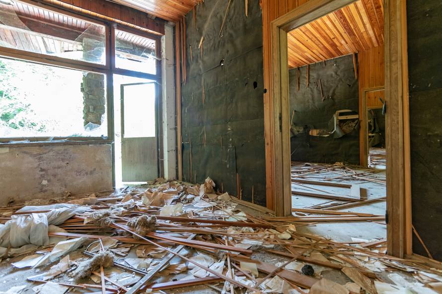 Opustošena Titova vila Izvor: Jeziva slika nekadašnje raskoši