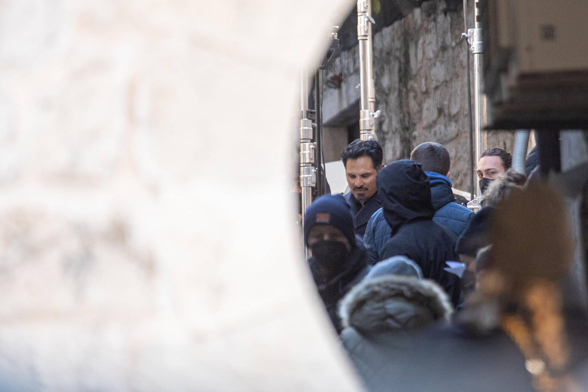 FOTO Filmske zvijezde stigle na set u Dubrovnik: John Krasinski i Michael Pena šetali gradom