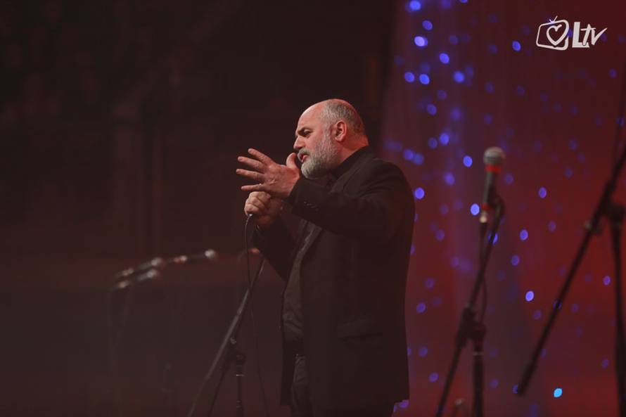 Koncert 'Pogledaj srcem' je u Ciboni oduševio tisuće vjernika