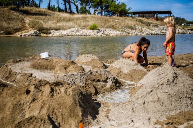 11. Festival pijeska na Kraljičinoj plaži u Ninu