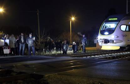 Teška nesreća u Zagrebu: Pješak poginuo u naletu vlaka