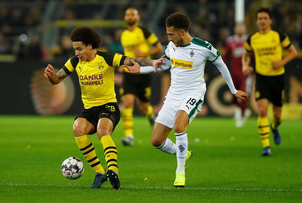 Bundesliga - Borussia Dortmund v Borussia Moenchengladbach