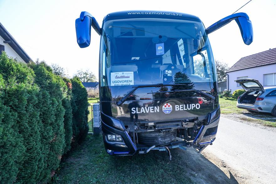 Pijani mladić razbio prednji kraj autobusu Slaven Belupa