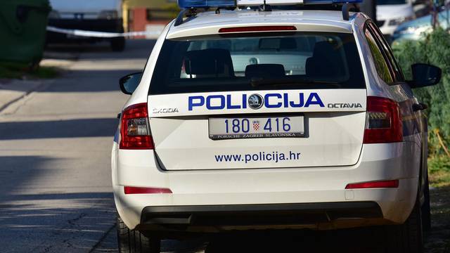 Sudarila se dva automobila na Pelješcu: Poginuo je muškarac