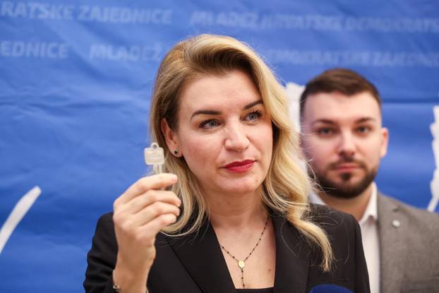 Tribina pod nazivom "Može li Hrvatska mladima osigurati priuštivo stanovanje?"