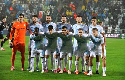 Navijači Rijeke: 'Trebalo nam je dva dana da zabijemo gol...'. 'Igraju 22 sata bez da se oznoje'