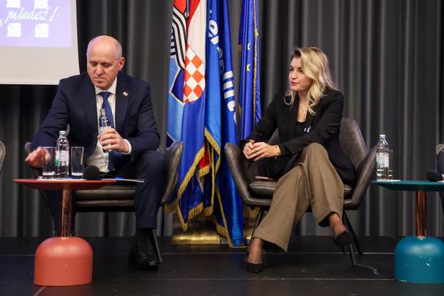 Tribina pod nazivom "Može li Hrvatska mladima osigurati priuštivo stanovanje?"