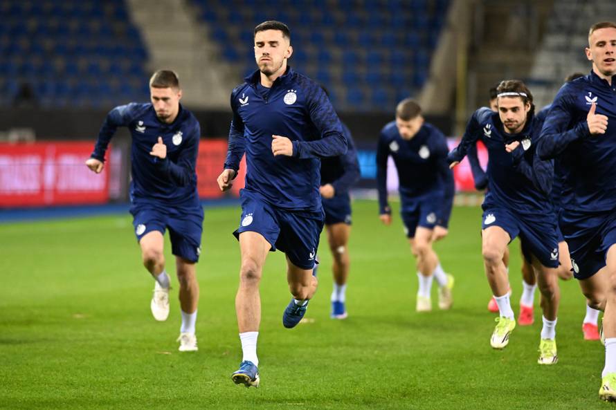 Genk: Nogometaši Dinama odradili trening uoči utakmice protiv Genka