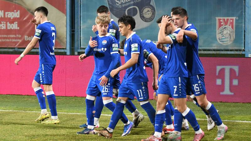 VIDEO Slaven prekinuo crni niz i slavio protiv Lokomotive. Žuta zabio spektakularno iz prekida