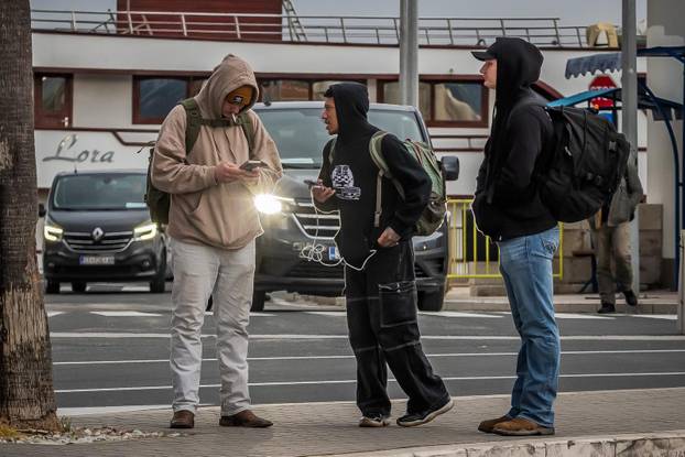 Split: Brojni mornari s broda USS Geral R. Ford iskrcali se u Split te otišli u grad