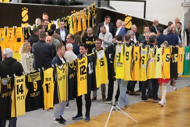 Split: Izložba 150 dresova povodom 80. rođendana KK Split