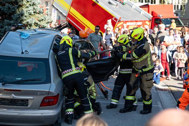 Zagreb: Dan otvorenih vrata u JVP Zagreb
