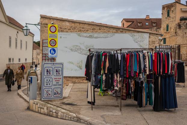 Jesenski ugođaj u gradu Hvaru