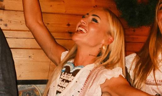 FOTO Alisha Lehmann 'zapalila' Oktoberfest; jedan detalj sve je otkrio o ljubavnom statusu...