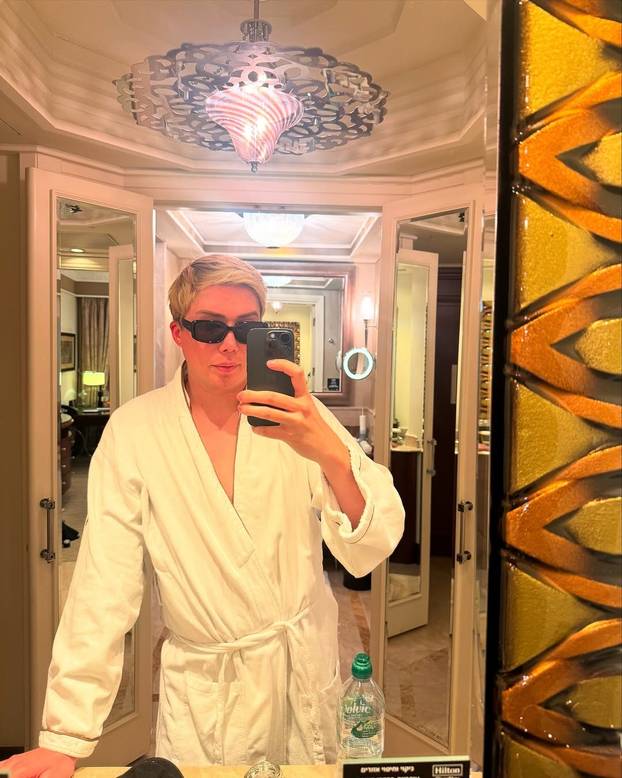 Učitelj spiskao 600.000 € da bude Azijatkinja! Sad želi opet biti muško: 'Brusili su mi kosti'