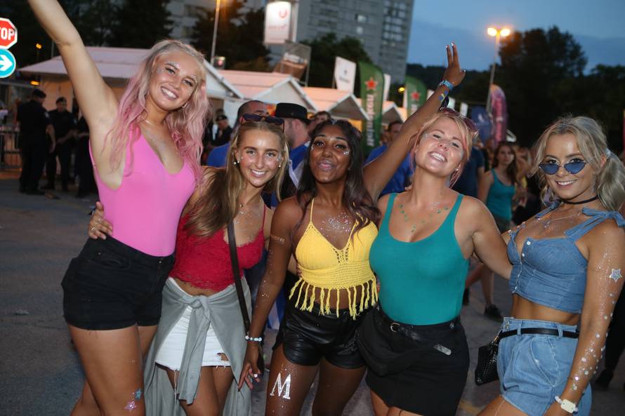 ULTRA ŠVERC: 'Tribate kartu? Ubacin vas ja za 300 kuna...'