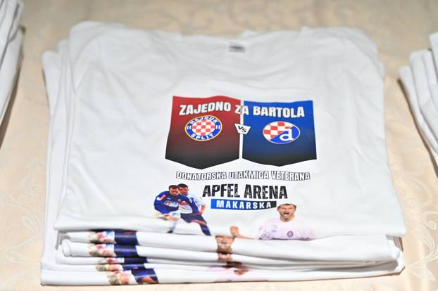 Makarska: Donatorska utakmica veterana Hajduk - Dinamo za Mladena Bartolovića