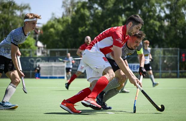 Zagreb: Hokej na travi, HAHK Mladost protiv HK Concordia 1906