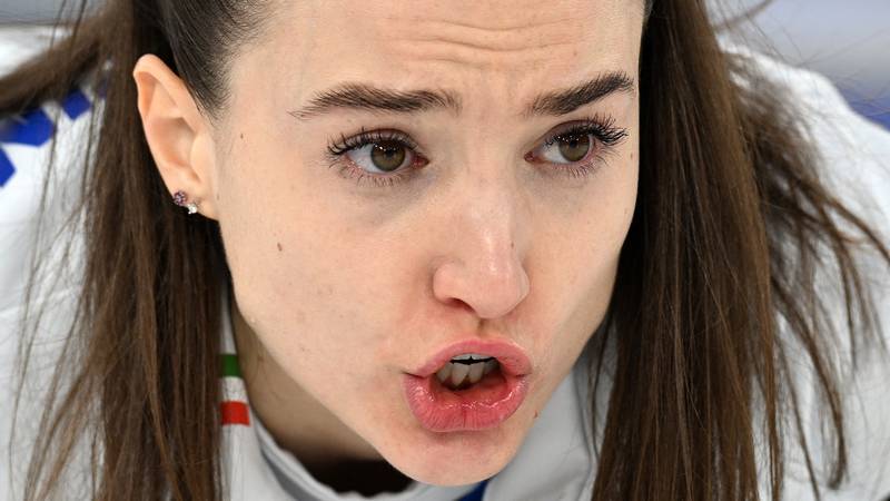 Stefania gađa kao alkar u sridu! Pogledajte ljepoticu iz Cortine